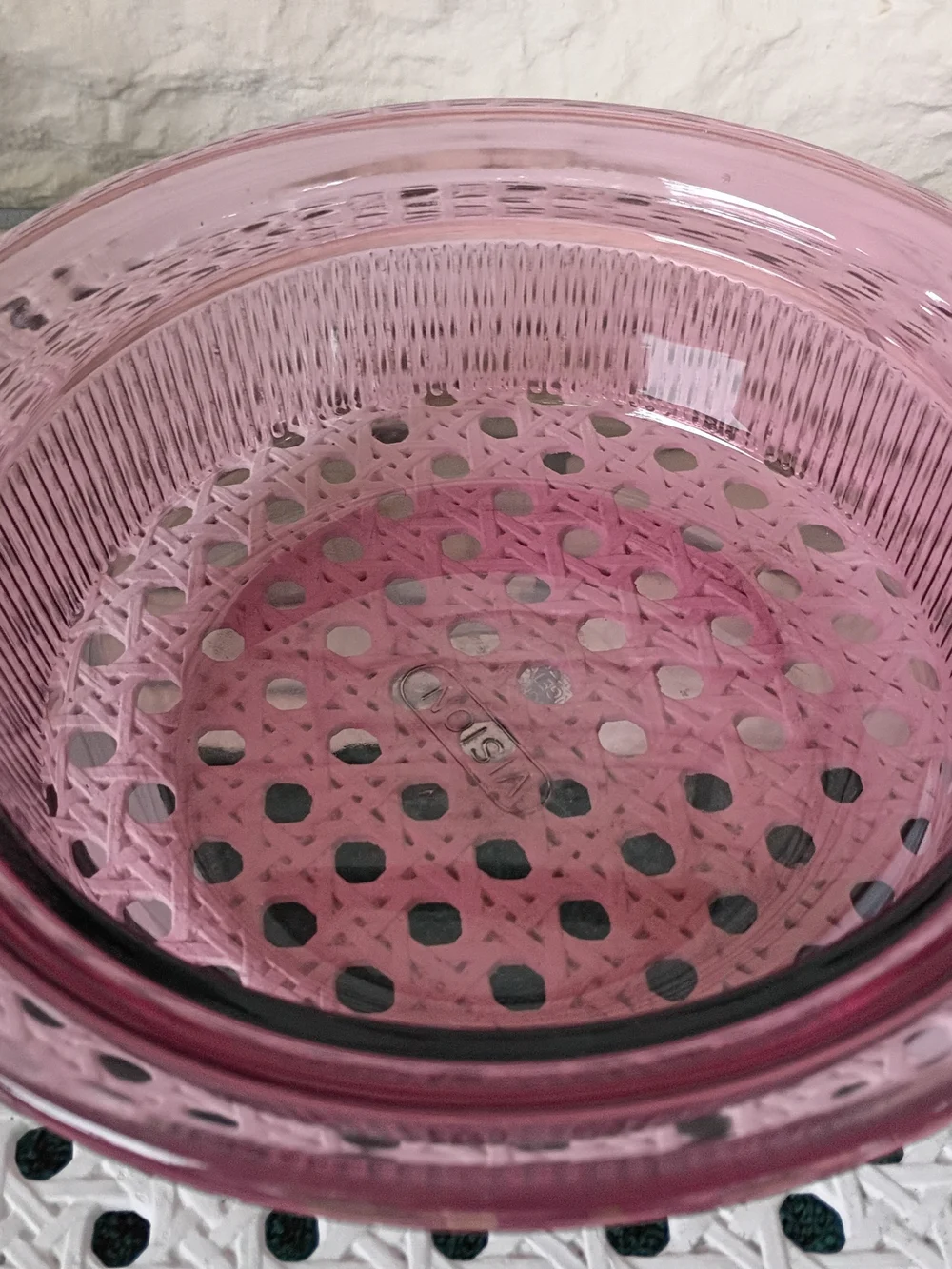 Vintage Vision Corning 1-Quart Cranberry Glass Casserole Dish With Lid~V-31-B